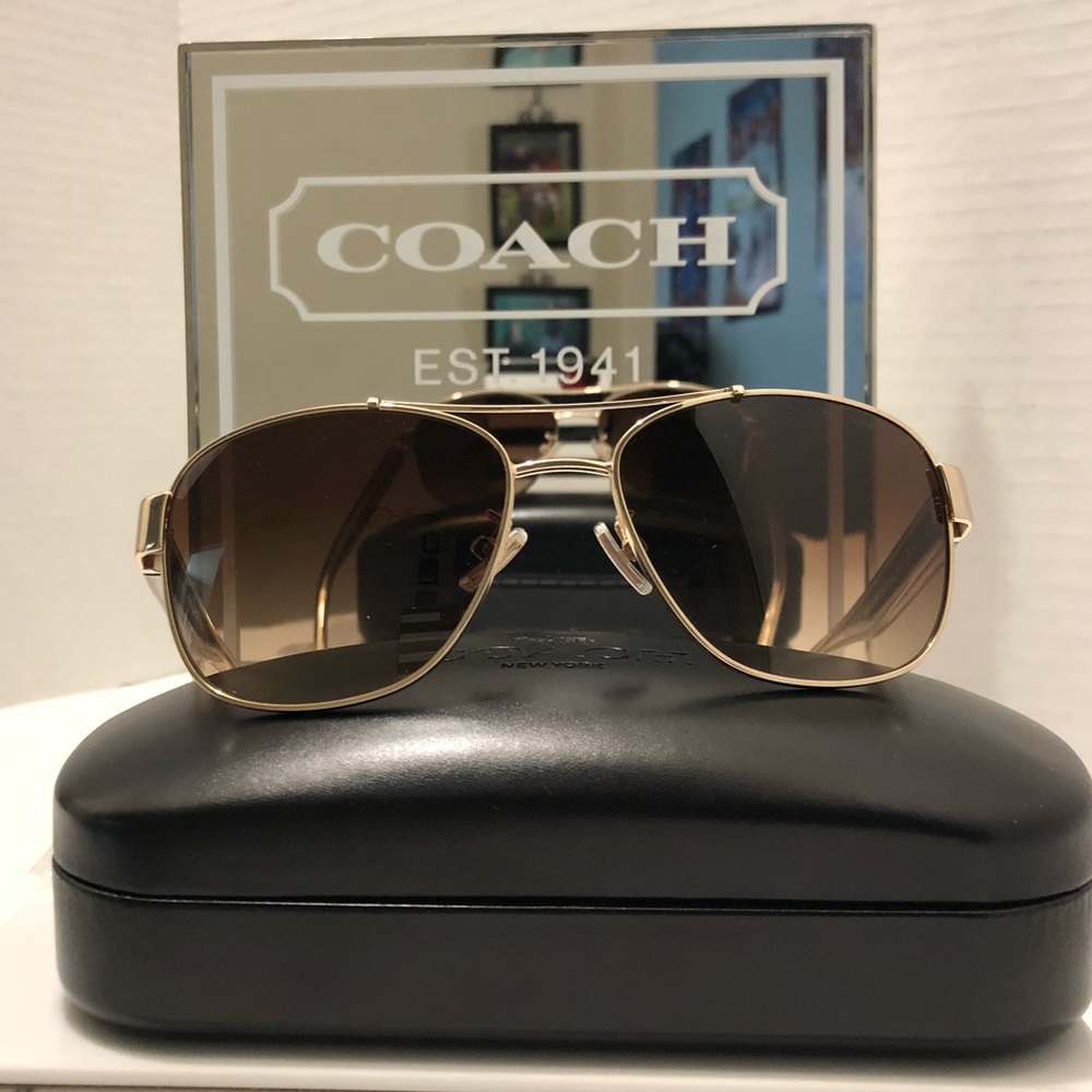 Ladies Aviator Coach Sunglasses